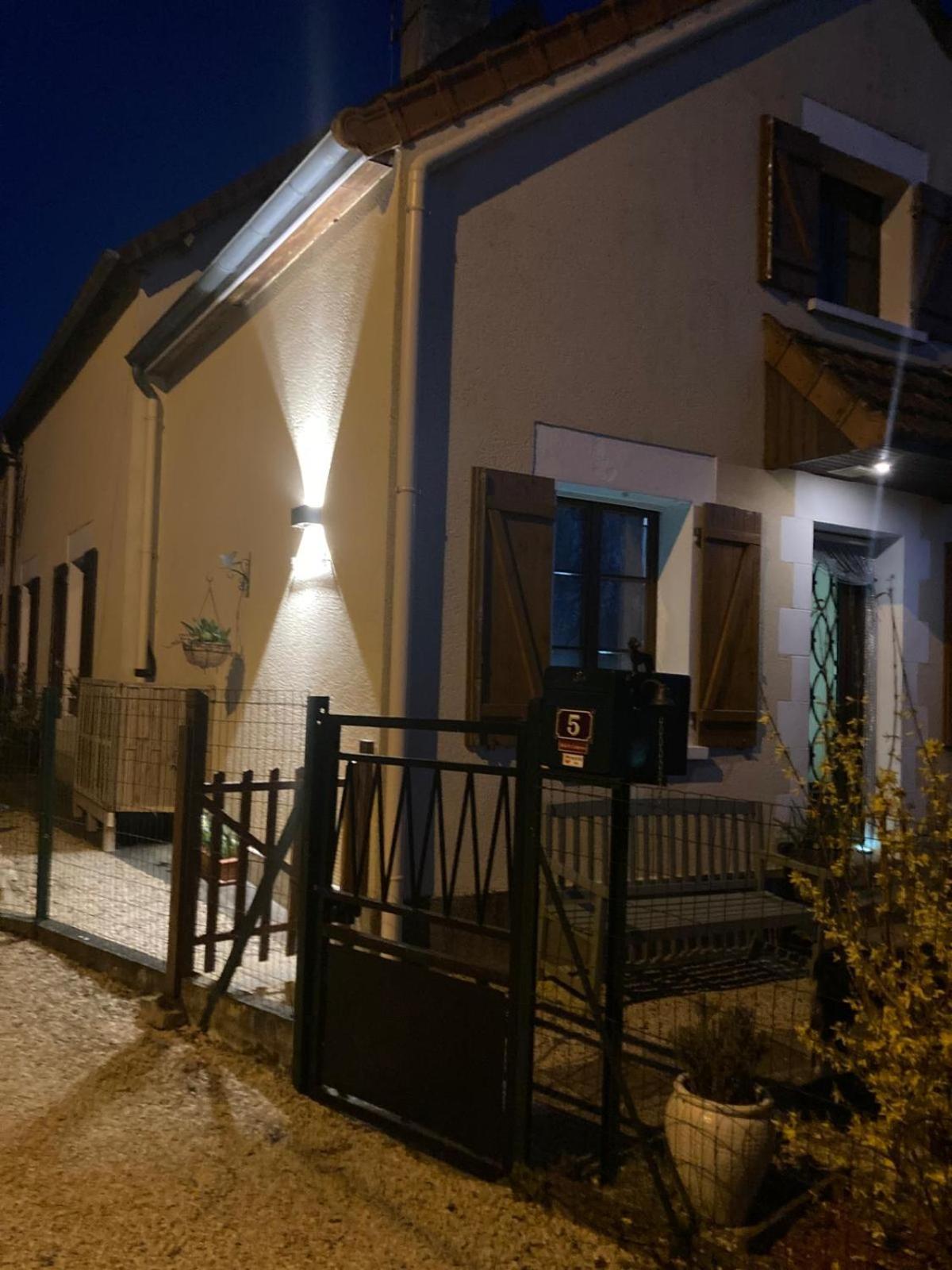 Chambres D' Hotes A Benaize Coulonges  Dış mekan fotoğraf